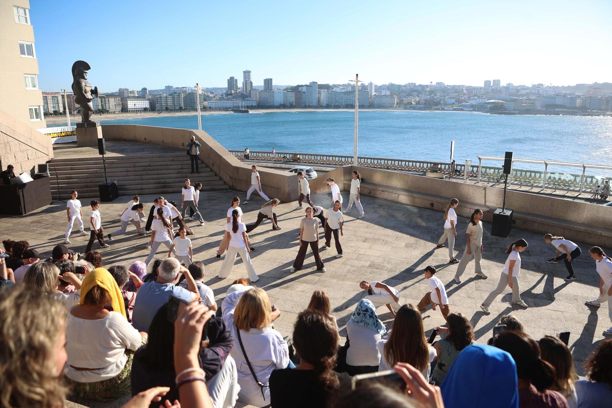 El festival de danza Quincegotas toma las calles de A Coruña