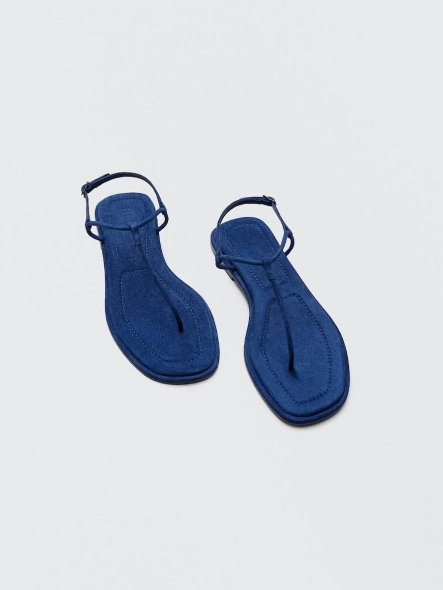 Sandalias planas azules de Massimo Dutti