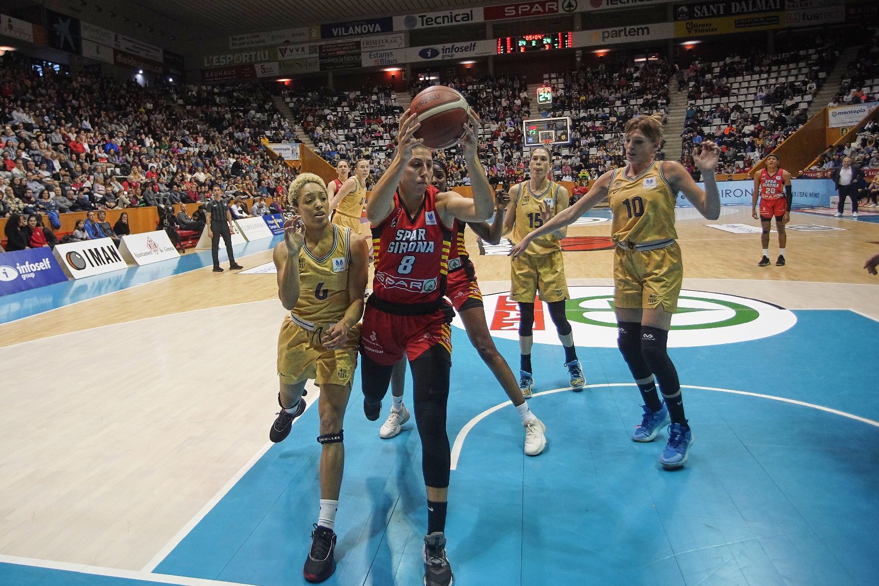 Les millors fotos del Spar Girona - Barça CBS