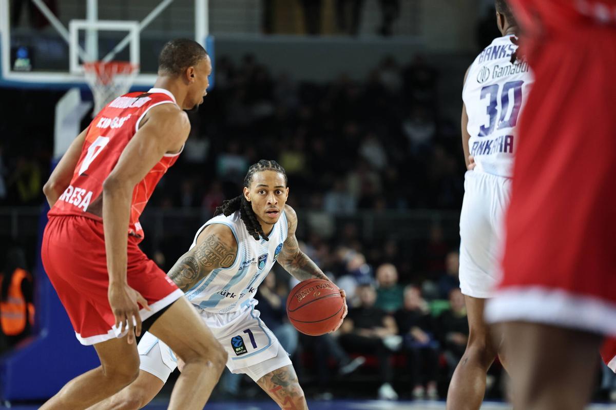 Totes les fotos del Türk Telekom-Baxi Manresa de vuitens de final de l'Eurocup