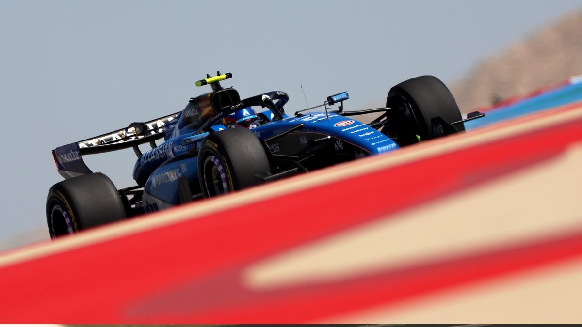 Carlos Sainz, este miércoles en el circuito de Sakhir