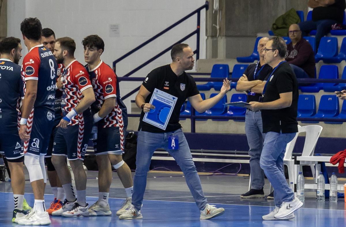 Roi Sánchez, entrenador del Eón.