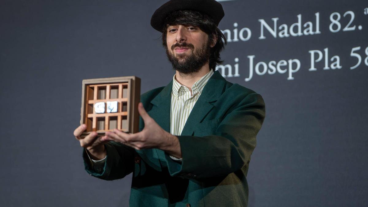 El escritor David Uclés, ganador del Premio Nadal 2026.