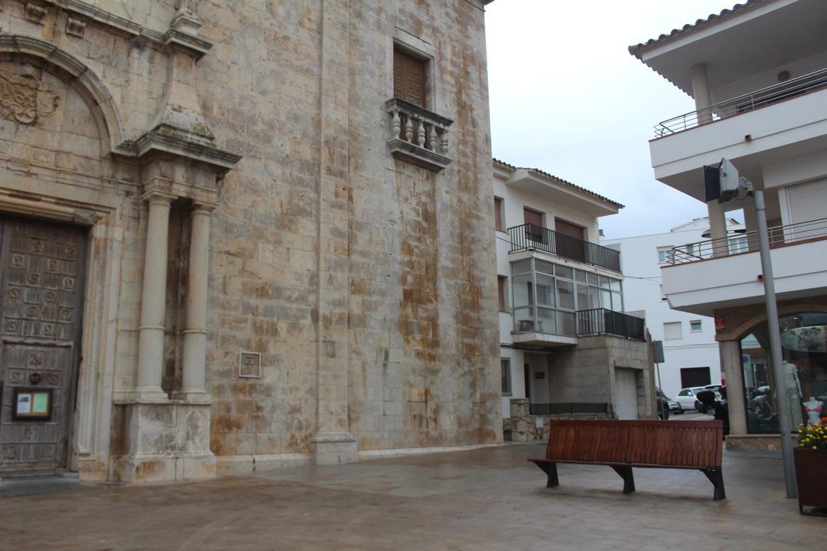 L'enderroc permetrà guanyar visibilitat al temple parroquial