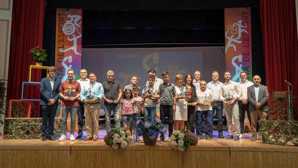 Los premiados en la Festa de l&#039;Esport de Bocairent, el sábado.