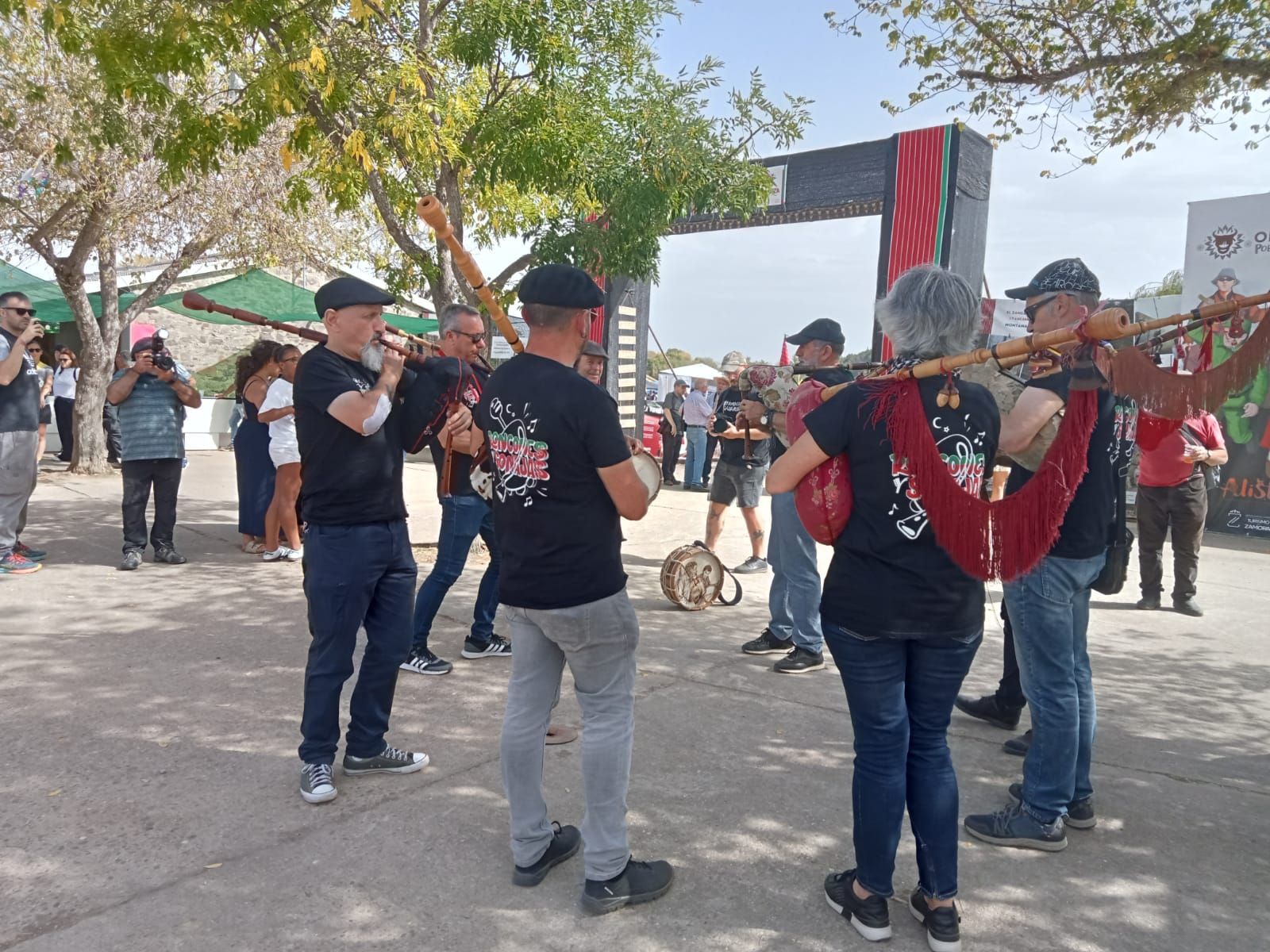 Las mascaradas zamoranas exaltan su autenticidad en Pobladura de Aliste