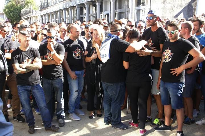 Moaña y el mundo del motor acompañan a Dani Rivas en su funeral