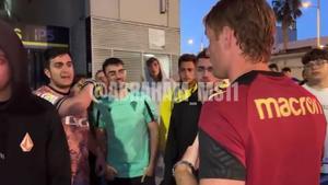 ¡Tensión entre los jugadores del Cádiz y su afición tras el descenso!