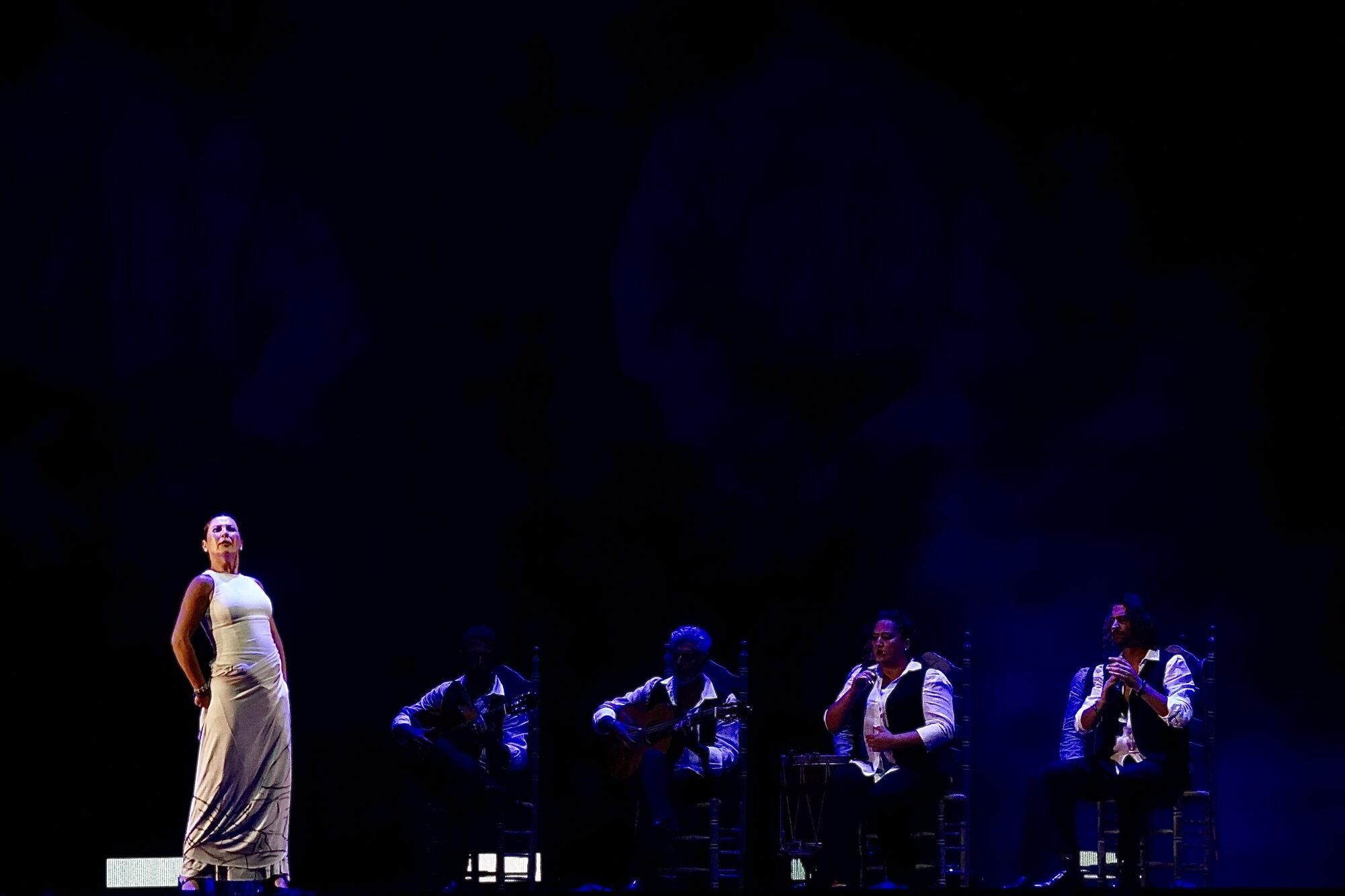 La bailaora gaditana, Sara Baras, durante su espectáculo “Sara Baras, a Paco de Lucía”, Vuela
