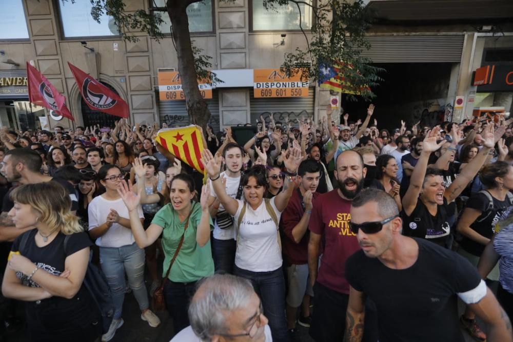 Manifestación 9 d'Octubre Valencia: tensión y altercados