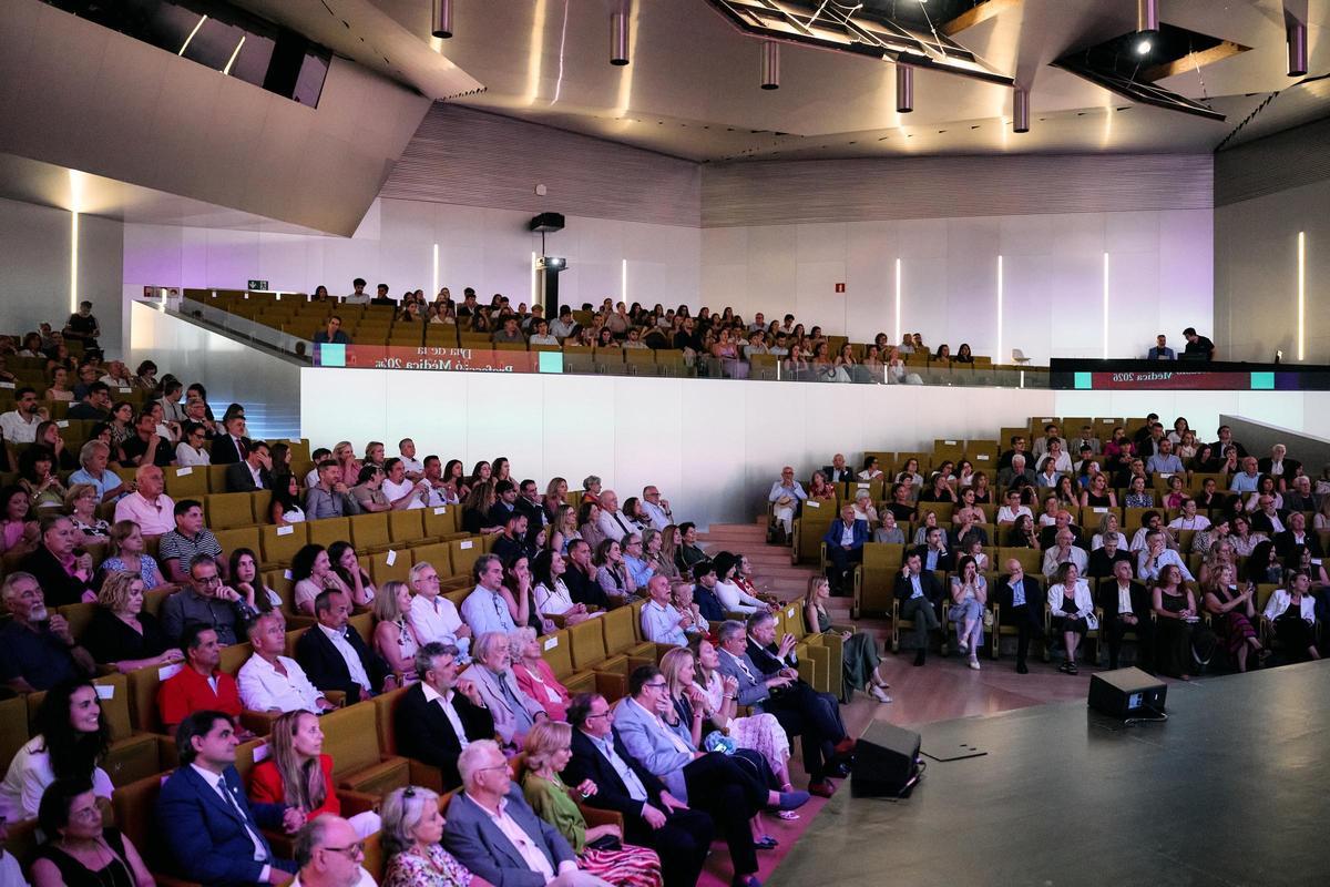 FOTOS | Los médicos de Baleares reivindican la "unidad de la profesión" en el día de su Patrona