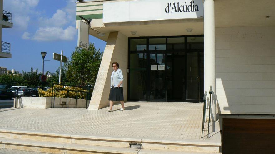 Alcúdia pacta con el Govern la construcción de una nueva residencia