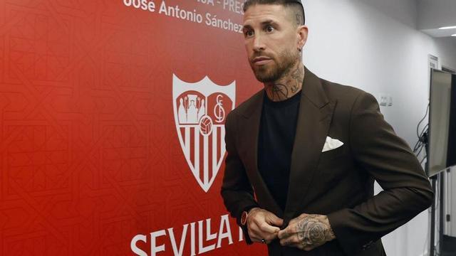 El futbolista Sergio Ramos a su llegada a la rueda de prensa donde se despidíó del club sevillista, el 18 de junio de 2024.