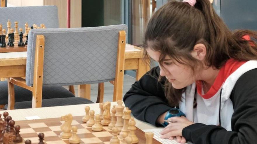 Una figuerenca de 16 anys disputa el mundial d’escacs per a discapacitats visuals