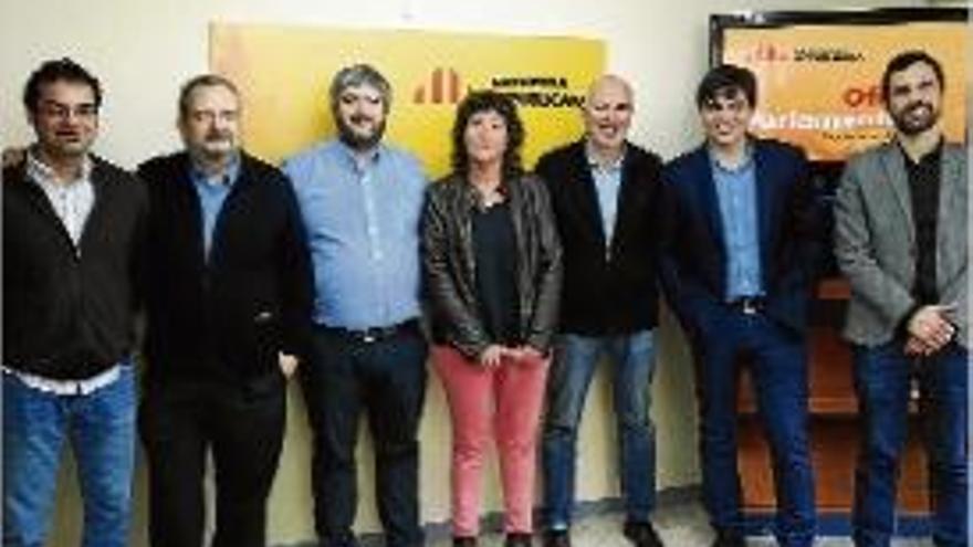 Alguns dels diputats i senadors gironins d&#039;ERC, ahir en la presentació.