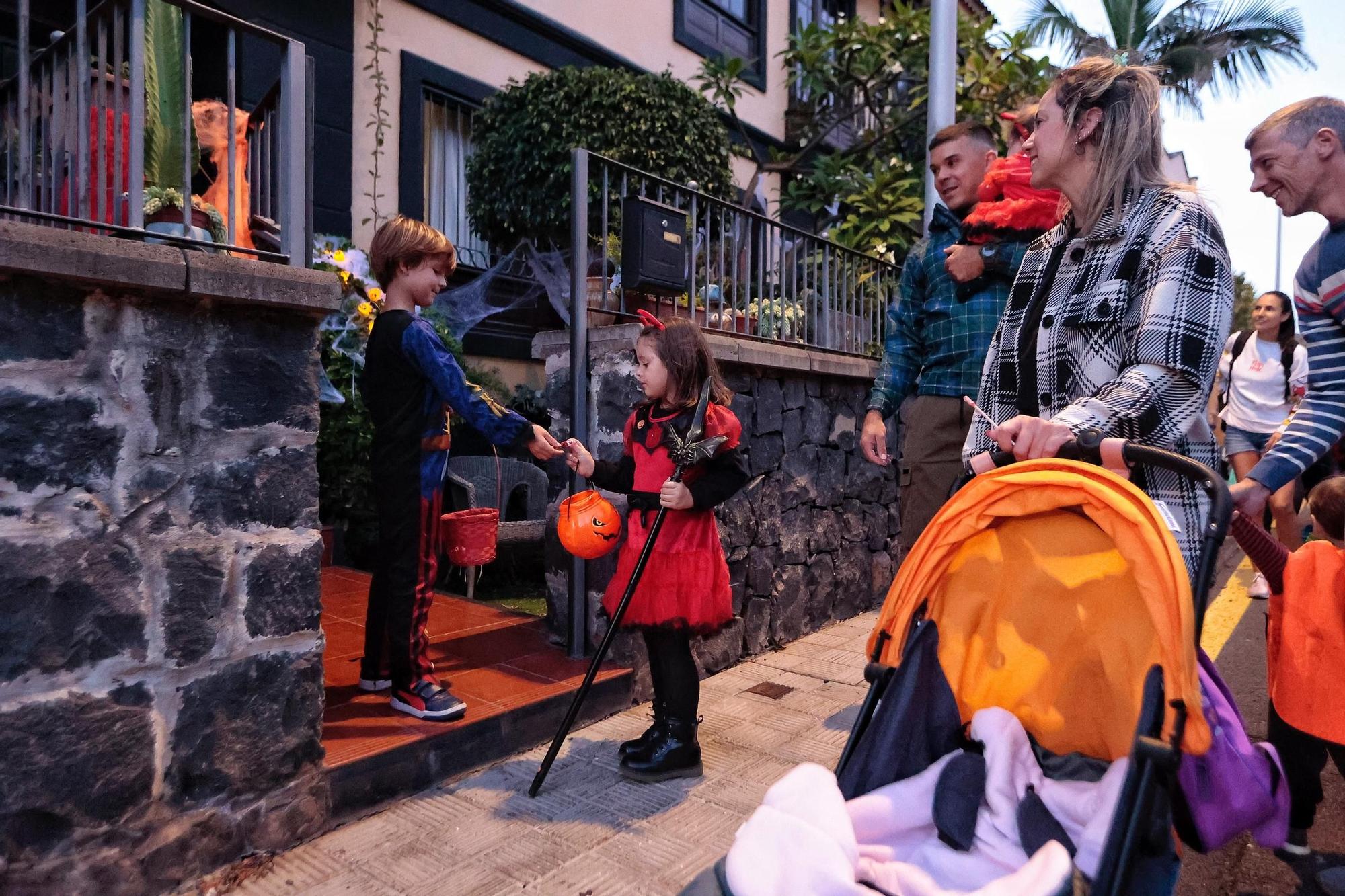 Noche de Halloween en Pueblo Hinojosa