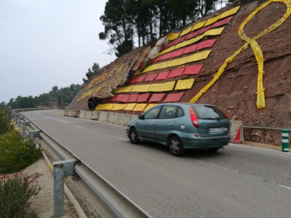 Arranquen part de l'estelada de Castellnou