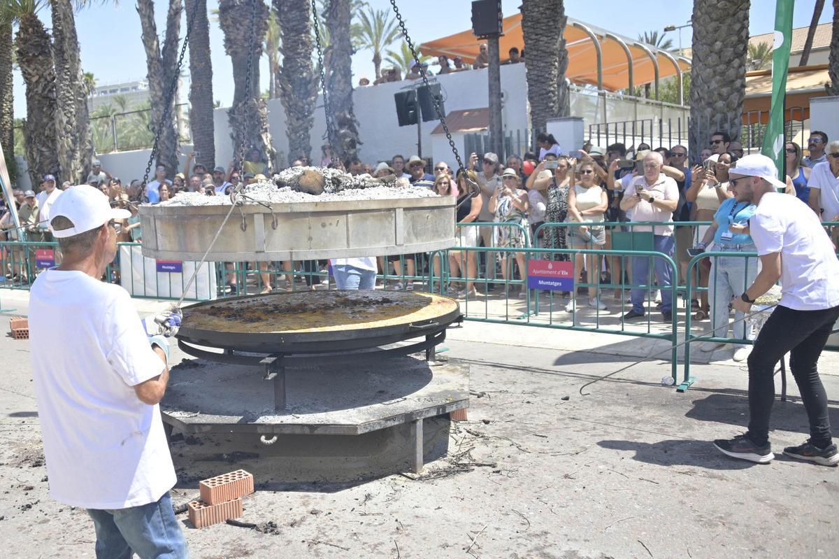 Fiesta del arroz con costra en Elche