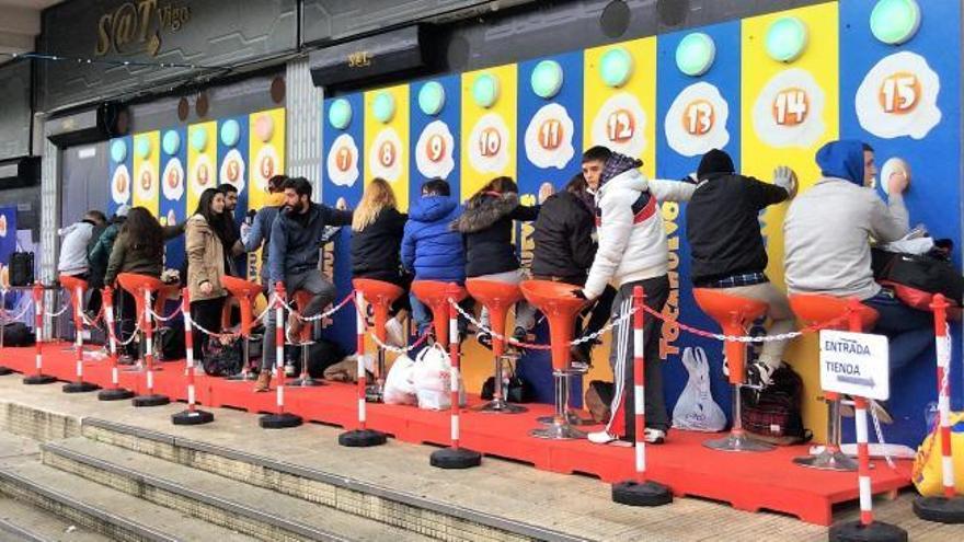 Primeras horas de aguante en el 'Tocahuevos'