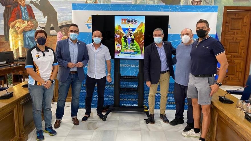 Presentación del cartel del Desafío La Capitana de Rincón de la Victoria que homenajea a los héroes de la pandemia y que se celebra el 23 de enero
