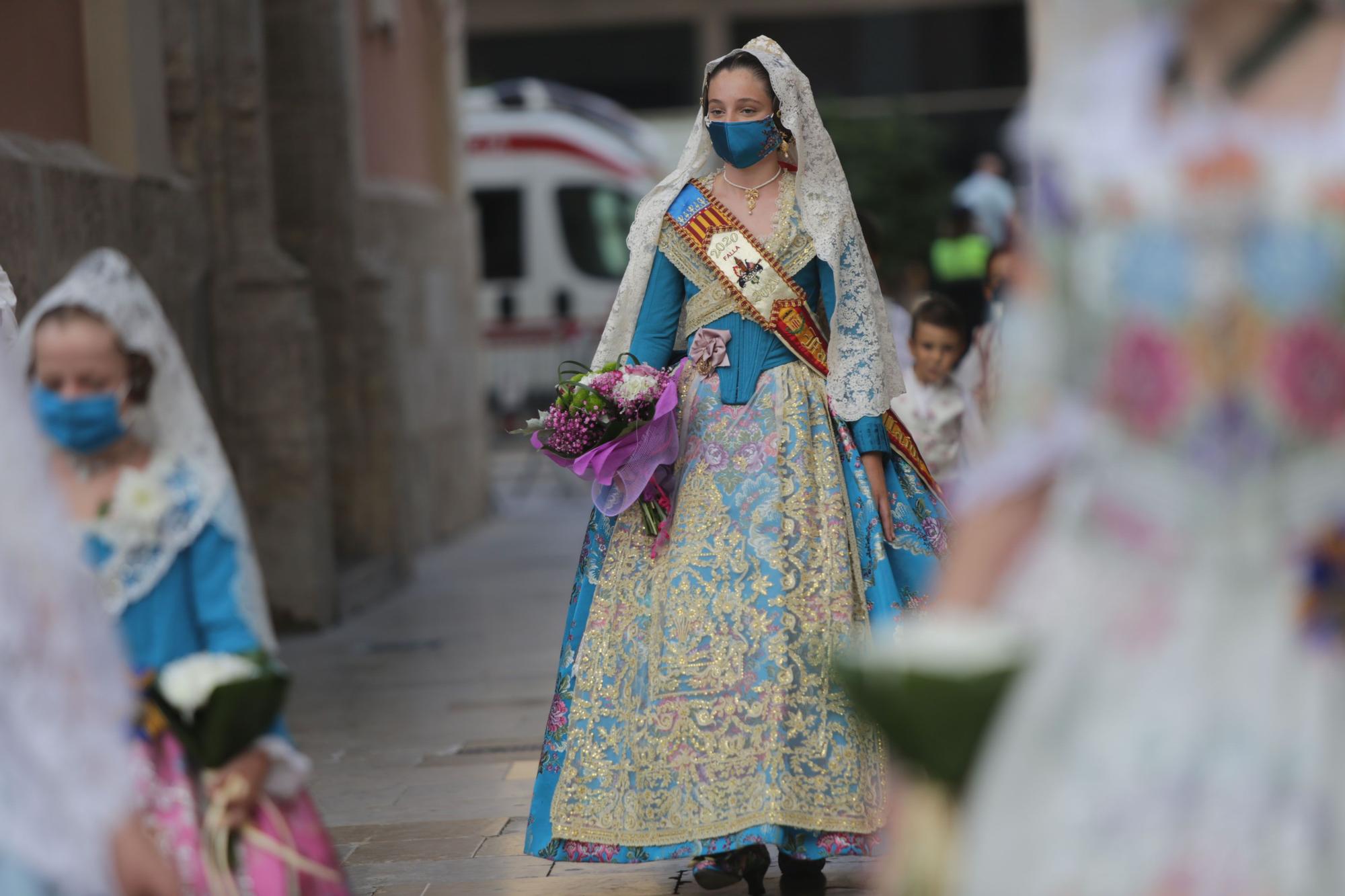 Búscate en el segundo día de Ofrenda por la calle de la Mar (entre las 19.00 y las 20.00 horas)