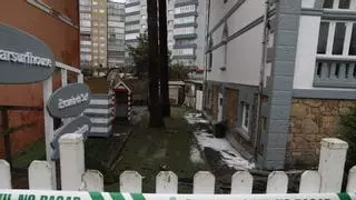 Salinas respira con alivio tras el "terrorífico incendio" que arrasó una escuela de surf: "Si llega a ser en verano podría haber pasado algo muy gordo"