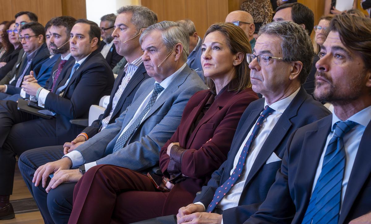 ¿Quién decide cuánto pagas por el agua?: el precio y su futuro en Andalucía, a debate en Aquaforum 2026
