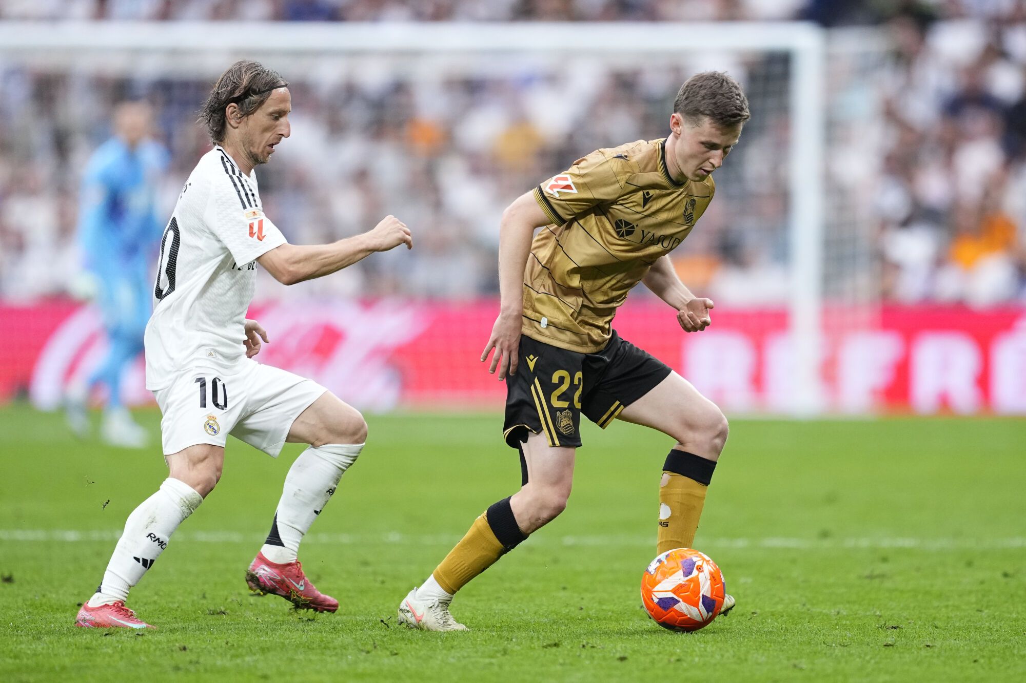 Benat Turrientes of Real Sociedad and Luka Modric of Real Madrid in action during the Spanish League, LaLiga EA Sports, football match played between Real Madrid and Real Sociedad on May 24, 2025, in Madrid, Spain. AFP7 24/05/2025 ONLY FOR USE IN SPAIN. Oscar J. Barroso / AFP7 / Europa Press;2025;SOCCER;SPAIN;SPORT;ZSOCCER;ZSPORT;Real Madrid v Real Sociedad - LaLiga EA Sports;