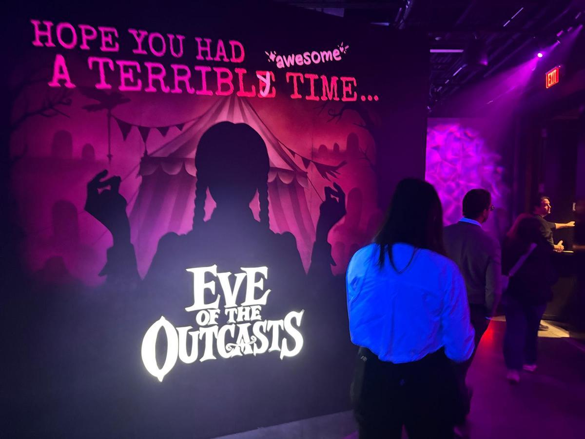 En la Netflix House se ha creado un mundo lleno de espacios basados en series como ‘Stranger things’, ‘Miércoles’, ‘Los Bridgerton’, ‘El juego del calamar’ o ‘La Casa de papel’.