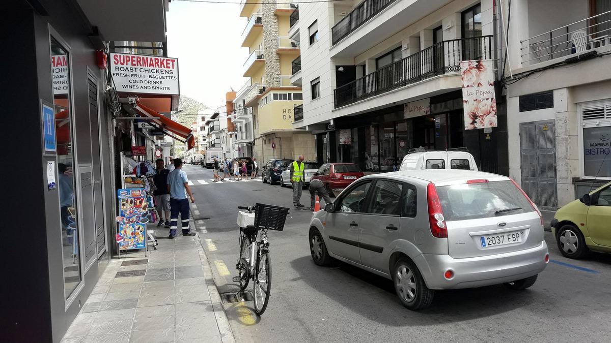 Una imagen de archivo de la calle de Formentor del Port de Pollença, antes del cambio de circulación ahora rectificado.