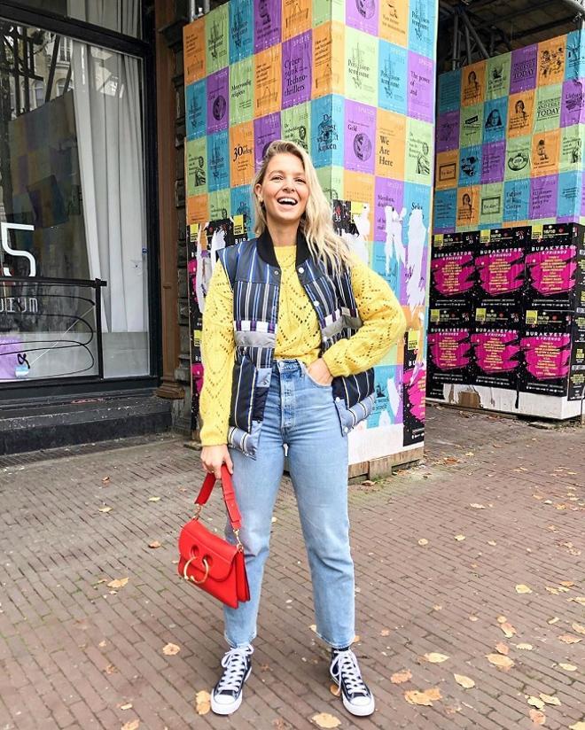 Hollie, la 'it girl' que apuesta por los chalecos en invierno