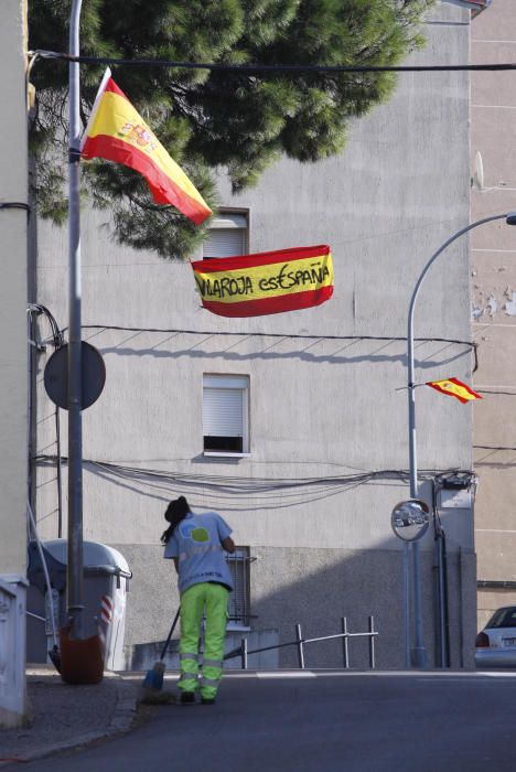 Banderas españolas en Vila-roja (Girona)