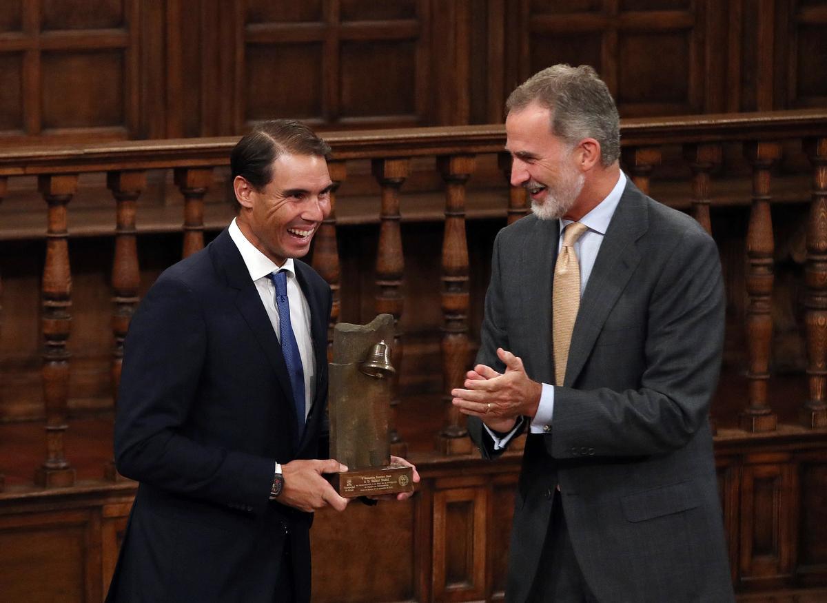 Felipe VI entrega el V Premio Camino Real a Rafa Nadal