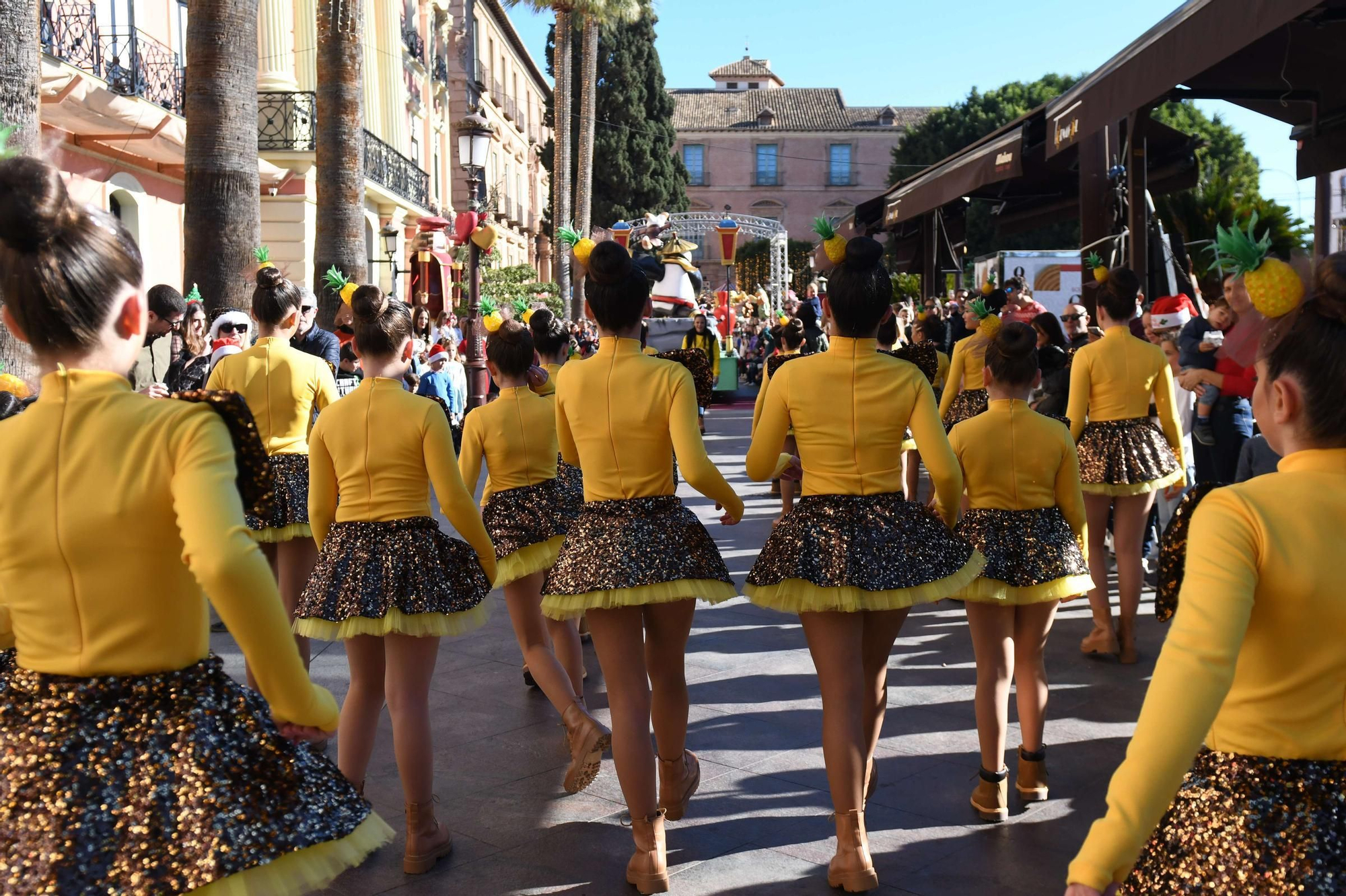 Las mejores imágenes del desfile de Papá Noel en Murcia