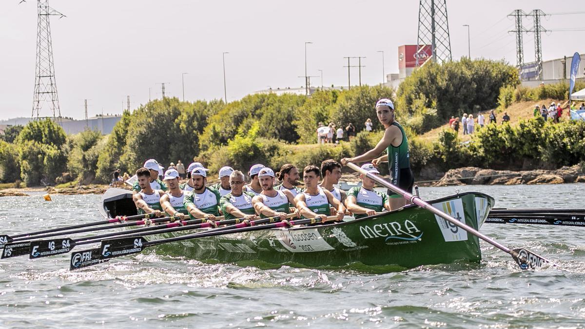 La trainera de Samertolaméu en la primera prueba del calendario de la LGT.