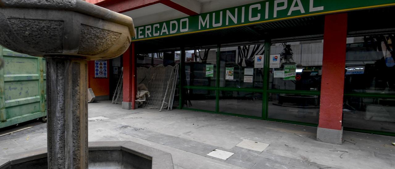 Fachada del mercado municipal de Telde, cerrado desde el 2018