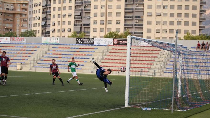 Mikel Uriarte anotó así el tercer gol azulgrana.