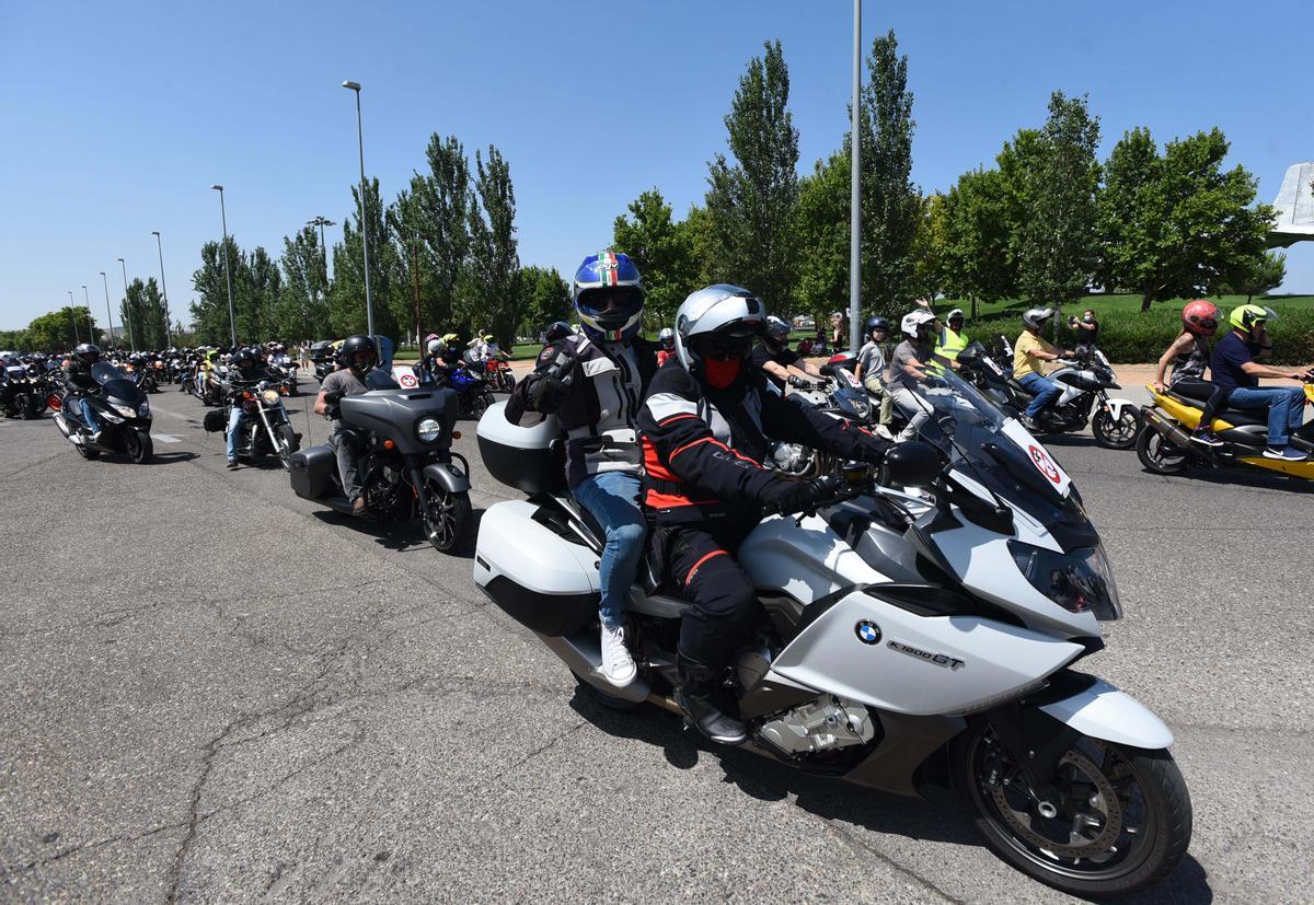Concentración de motos para protestar por los peajes a las autovías