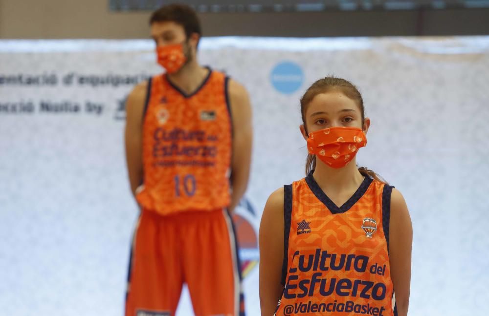 Presentación equipaciones del Valencia Basket