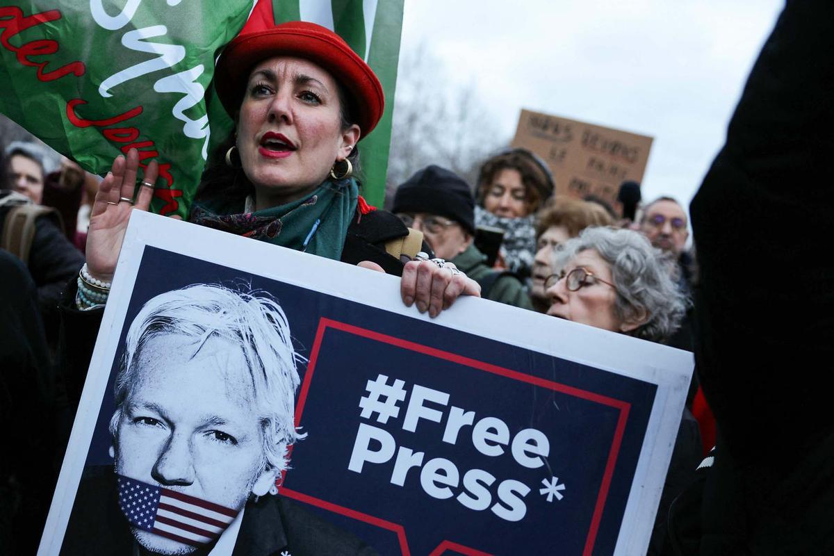 Multiples concentraciones por la libertad de Julian Assange