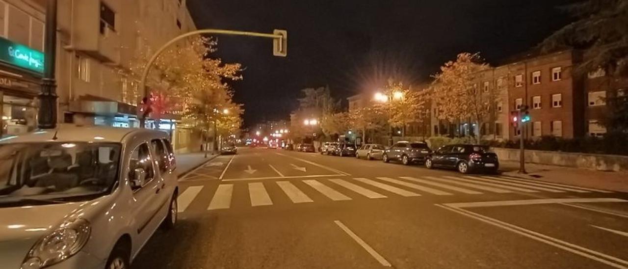 Calles vacías por el toque de queda en Oviedo