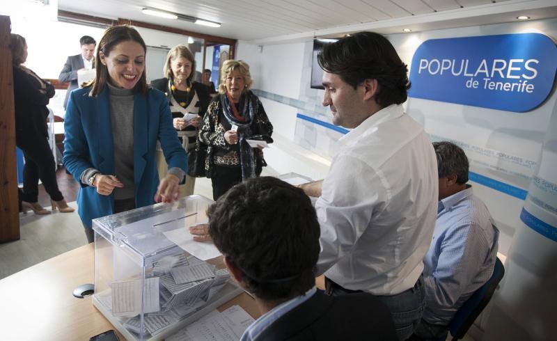 Votación de los afiliados del PP en Canarias