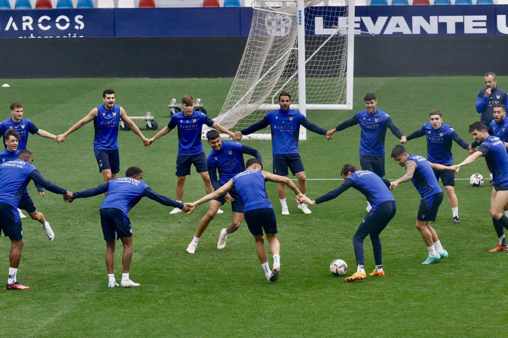 Asi ha sido el último entreno del Levante antes del Oviedo