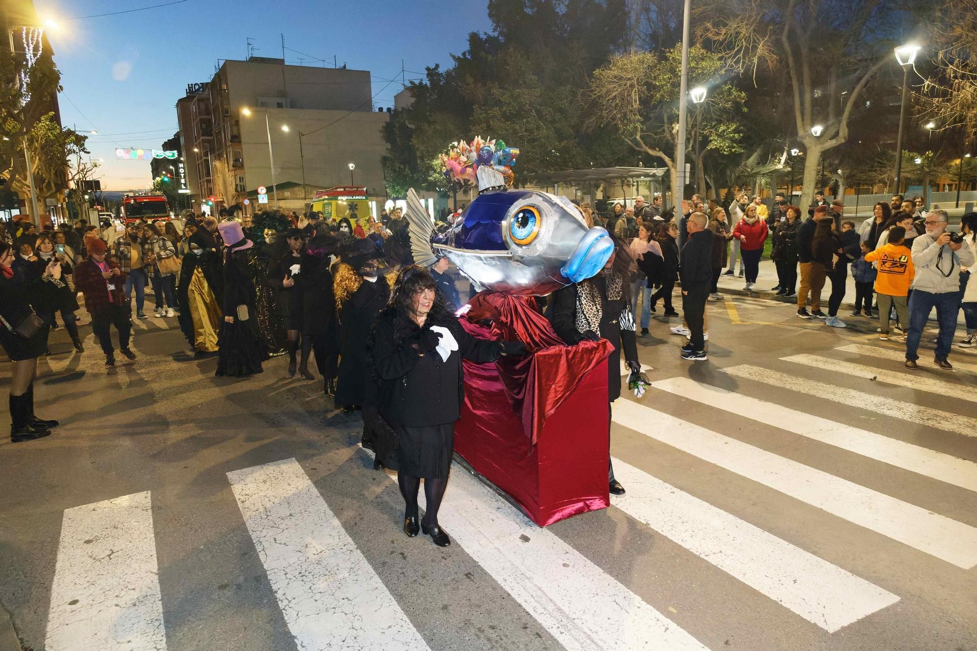 El Grau se despide del Carnaval con el Entierro de la Sardina