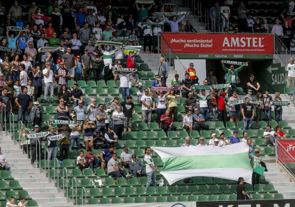 El Elche se queda sin fútbol y cae ante un Numancia muy superior