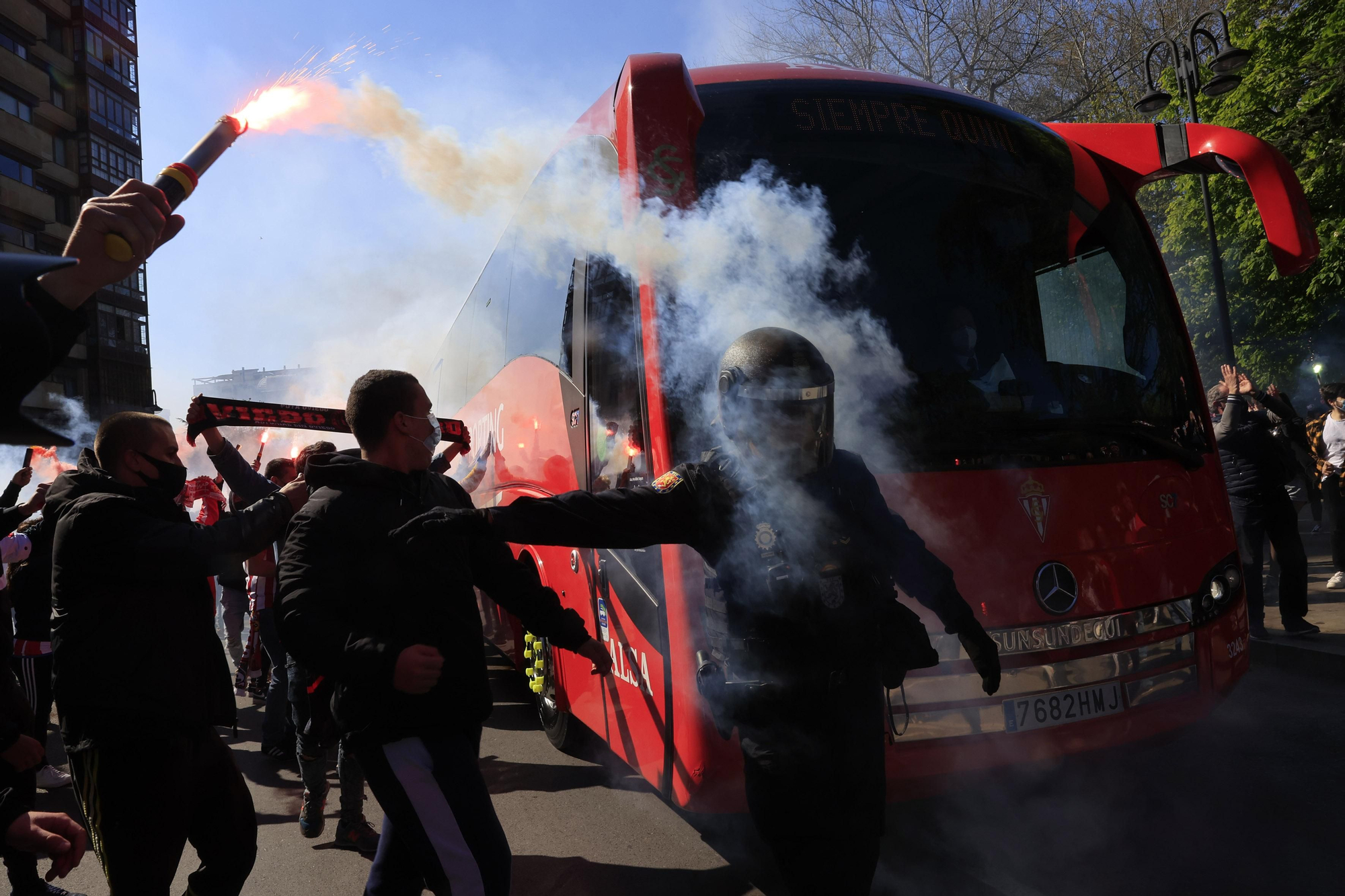 Así fue la llegada del Sporting al Molinón