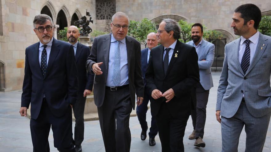 El president de la Generalitat amb els representants tecnològics.