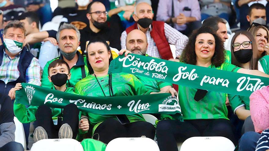 El Córdoba CF, de fiesta: promociones y descuentos para los dos últimos partidos en casa