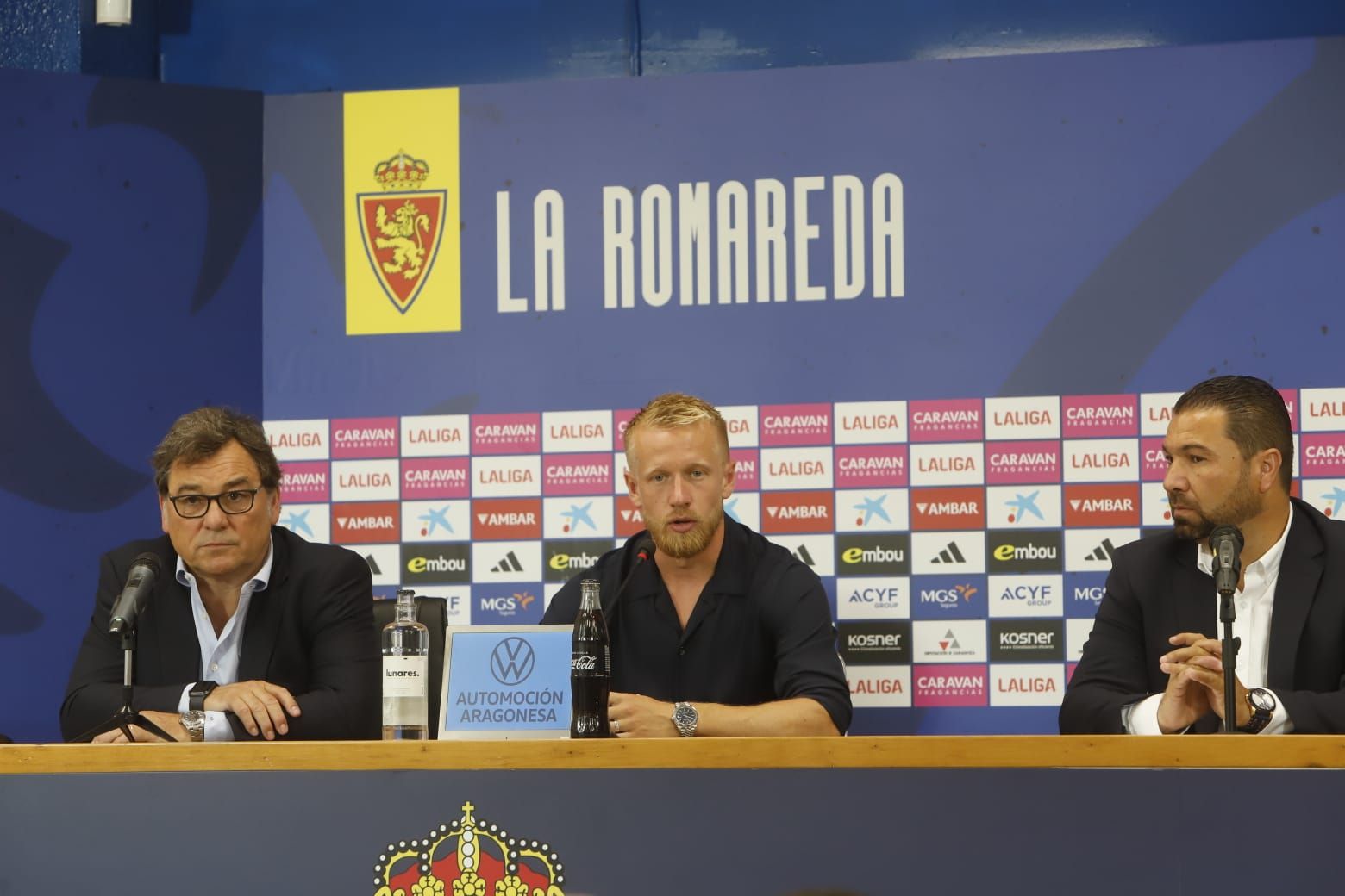 El Real Zaragoza presenta a Maikel Mesa, Lecoeuche y Bakis
