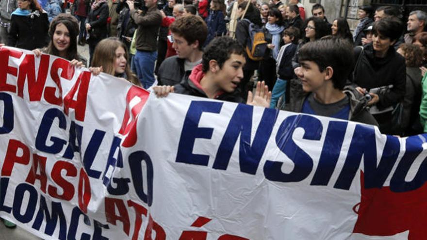 Manifestación celebrada en Santiago. // EFE